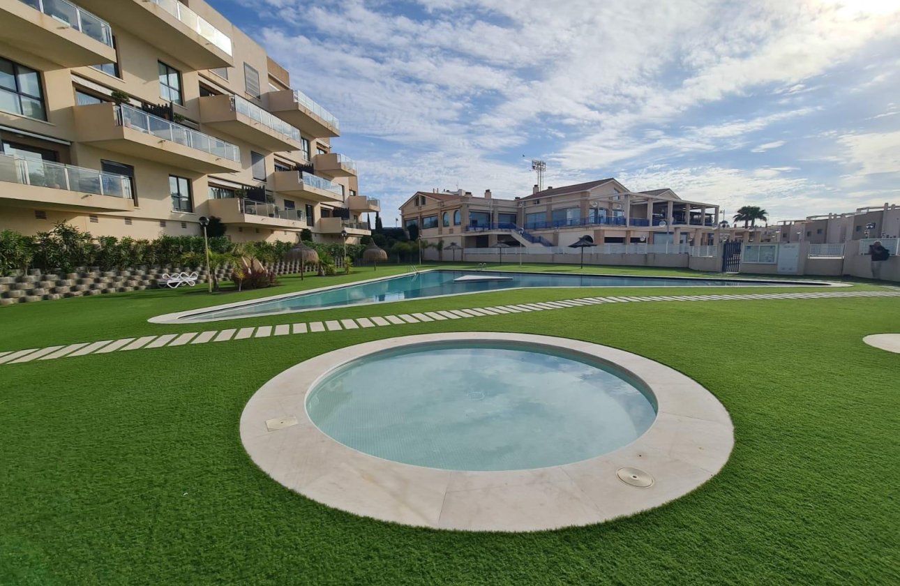 Revente - Villa -
Orihuela Costa - La Regia