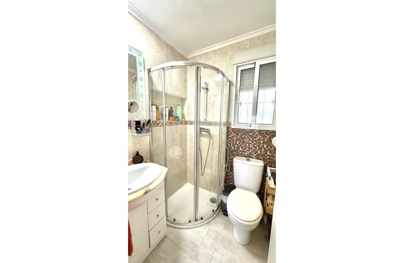 Revente - Villa -
Orihuela Costa - La Regia