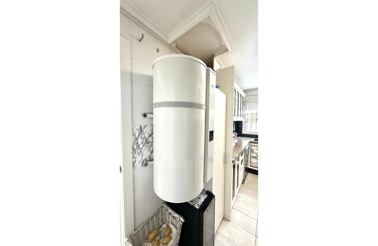 Revente - Villa -
Orihuela Costa - La Regia