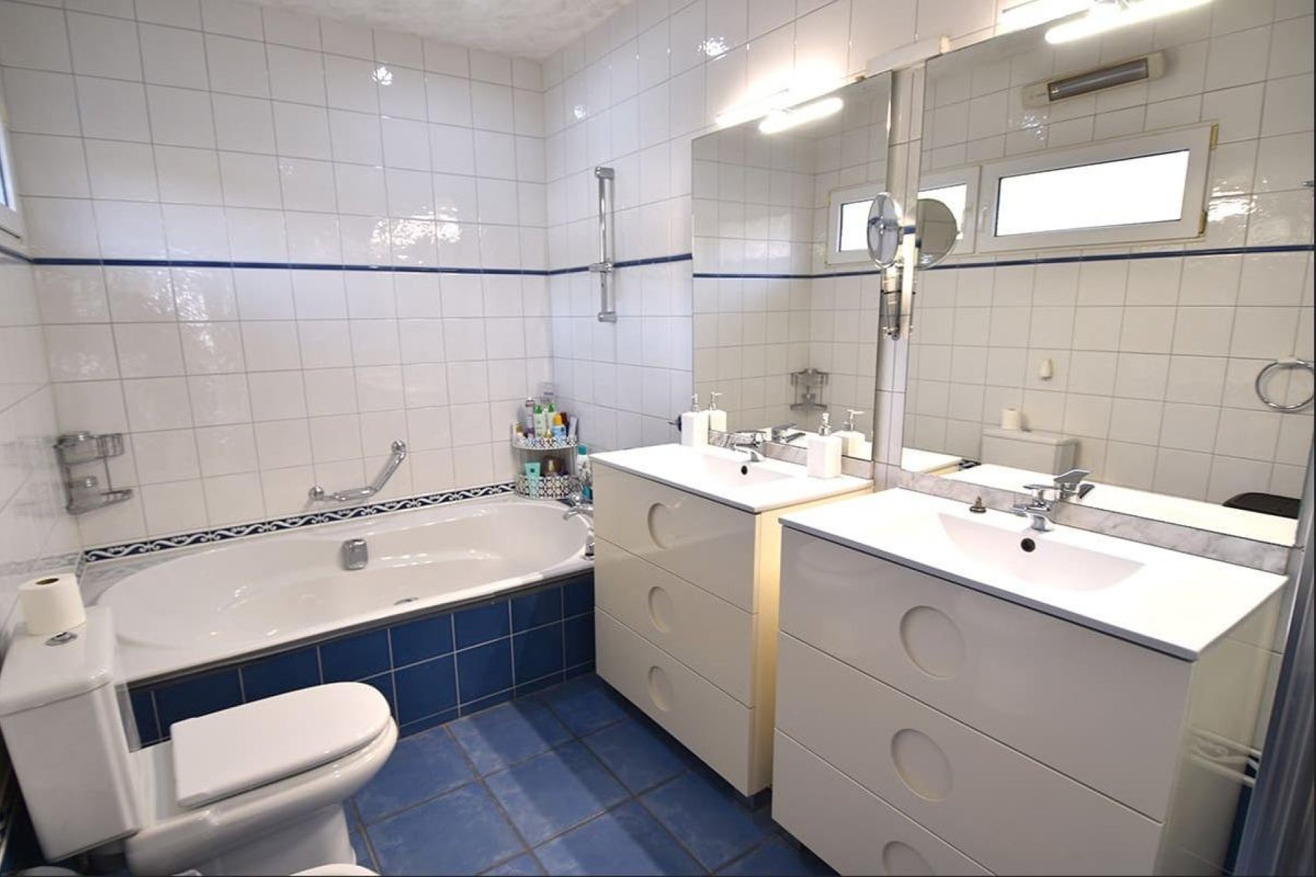 Revente - Villa -
Orihuela Costa - La Zenia