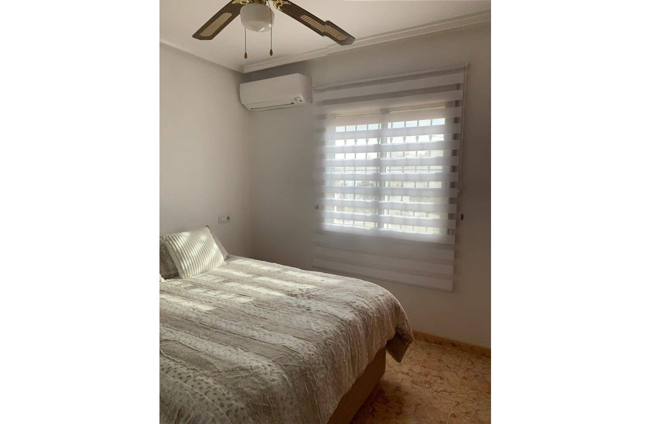 Revente - Villa -
Orihuela Costa - Las Filipinas