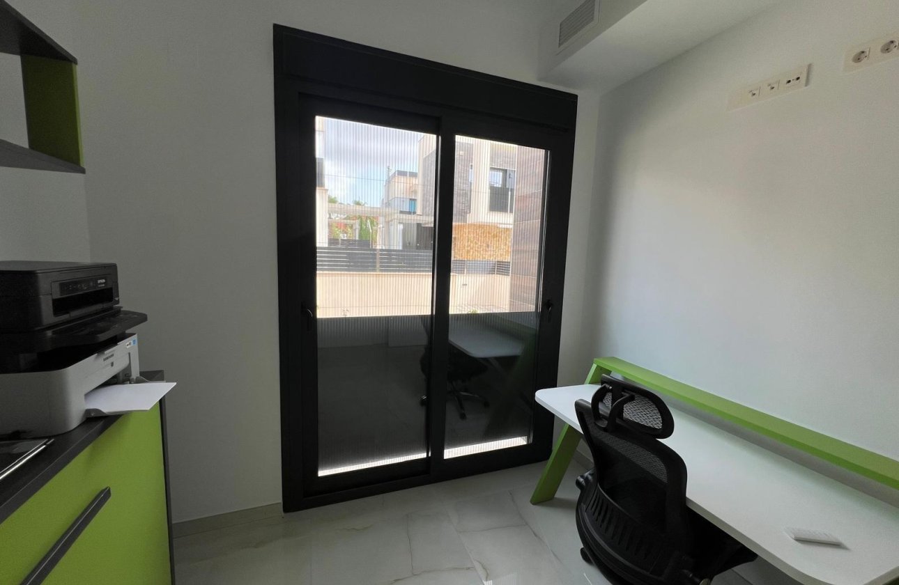 Revente - Villa -
Orihuela Costa - Lomas de Cabo Roig