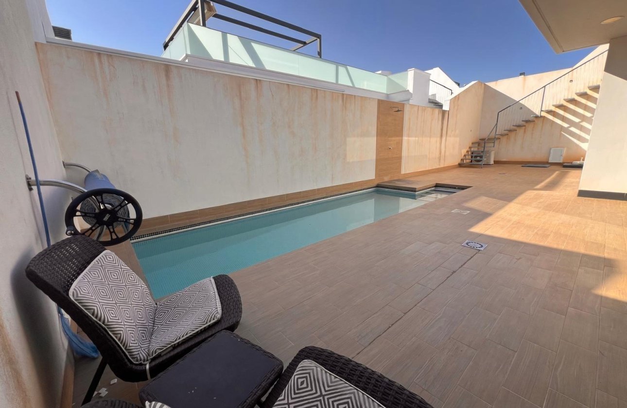 Revente - Villa -
Orihuela Costa - Lomas de Cabo Roig