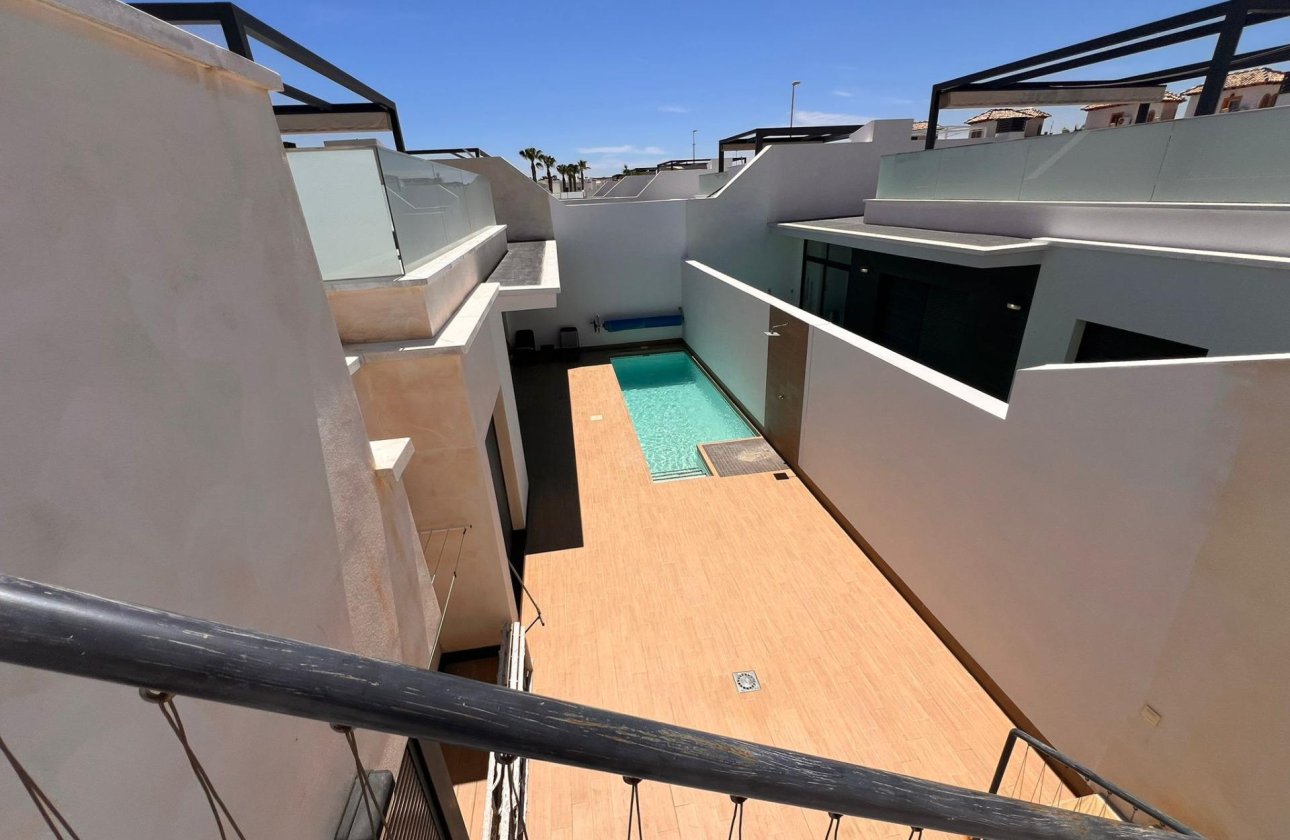 Revente - Villa -
Orihuela Costa - Lomas de Cabo Roig