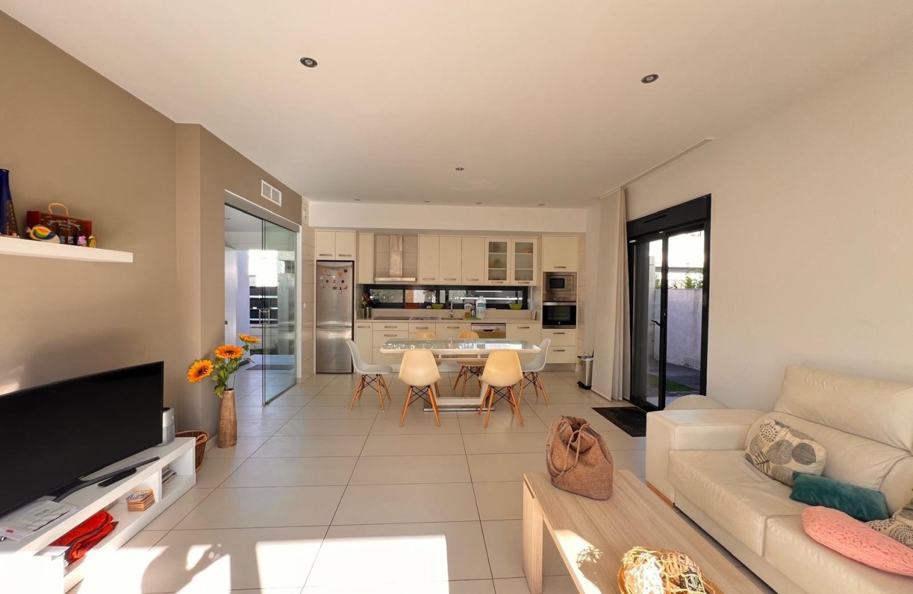 Revente - Villa -
Orihuela Costa - Lomas de Cabo Roig