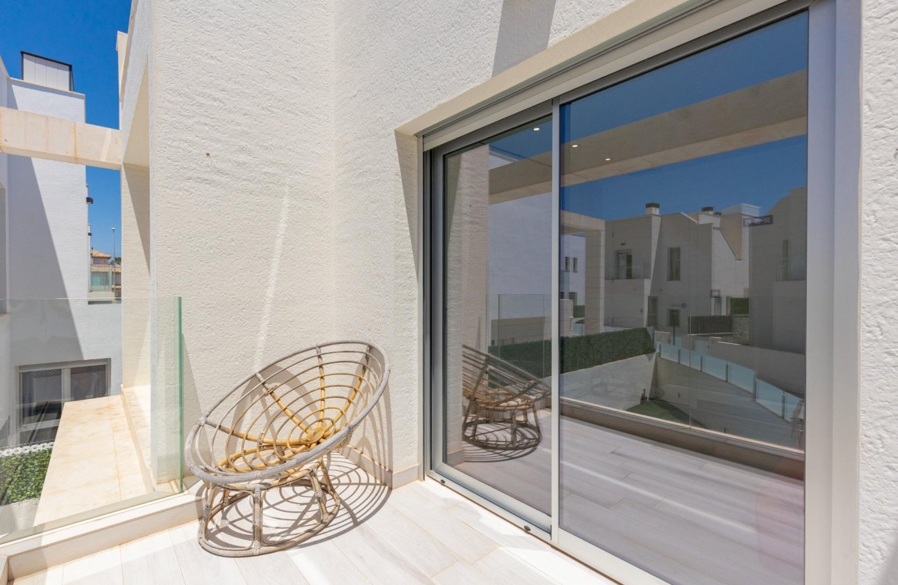 Revente - Villa -
Orihuela Costa - Lomas de Cabo Roig