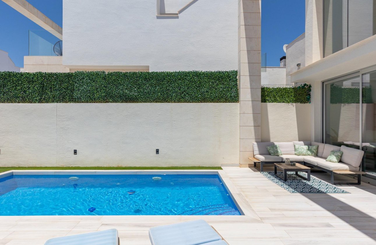 Revente - Villa -
Orihuela Costa - Lomas de Cabo Roig