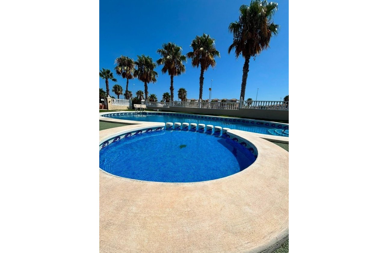 Revente - Villa -
Orihuela Costa - Lomas de Cabo Roig