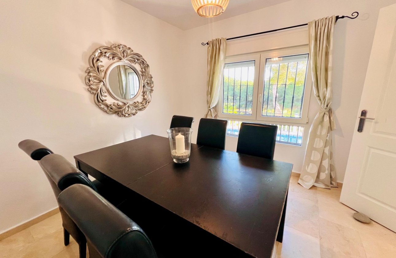 Revente - Villa -
Orihuela Costa - Lomas De Campoamor-las Ramblas