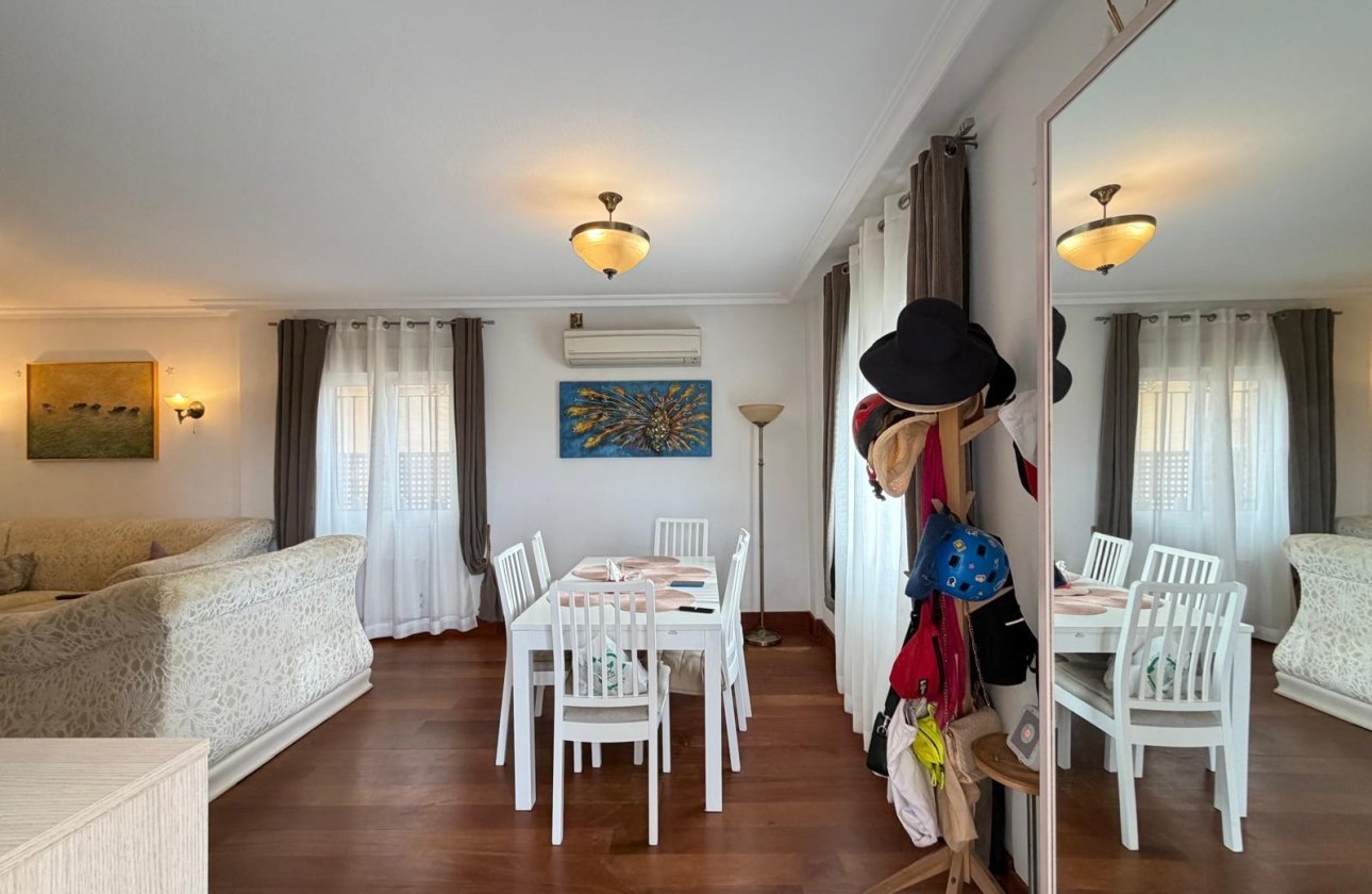 Revente - Villa -
Orihuela Costa - Lomas De Don Juan
