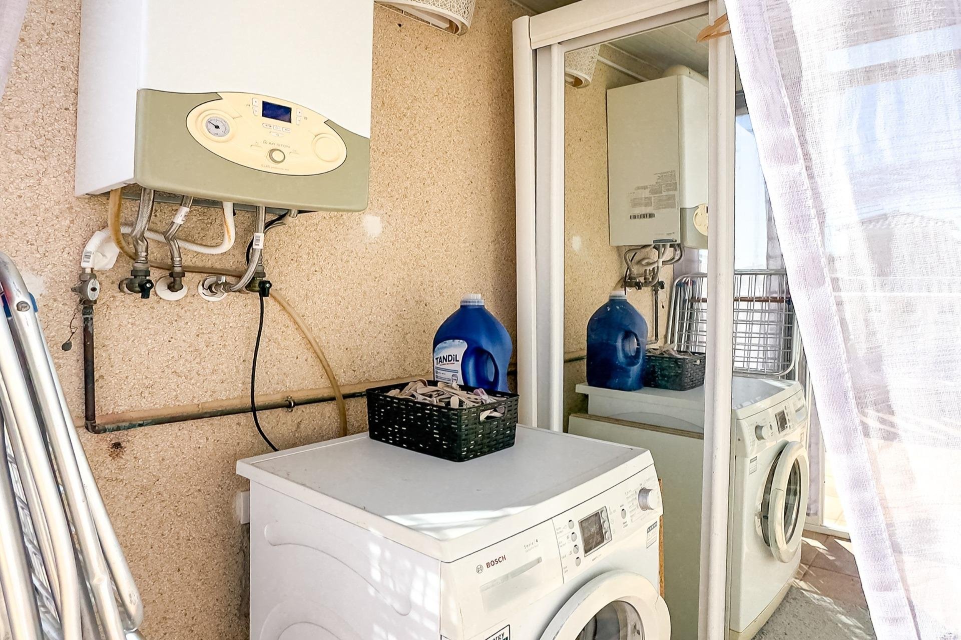 Revente - Villa -
Orihuela Costa - Los Almendros-la Florida