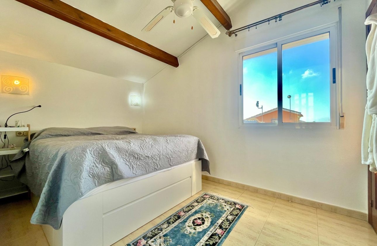 Revente - Villa -
Orihuela Costa - Los Almendros-la Florida