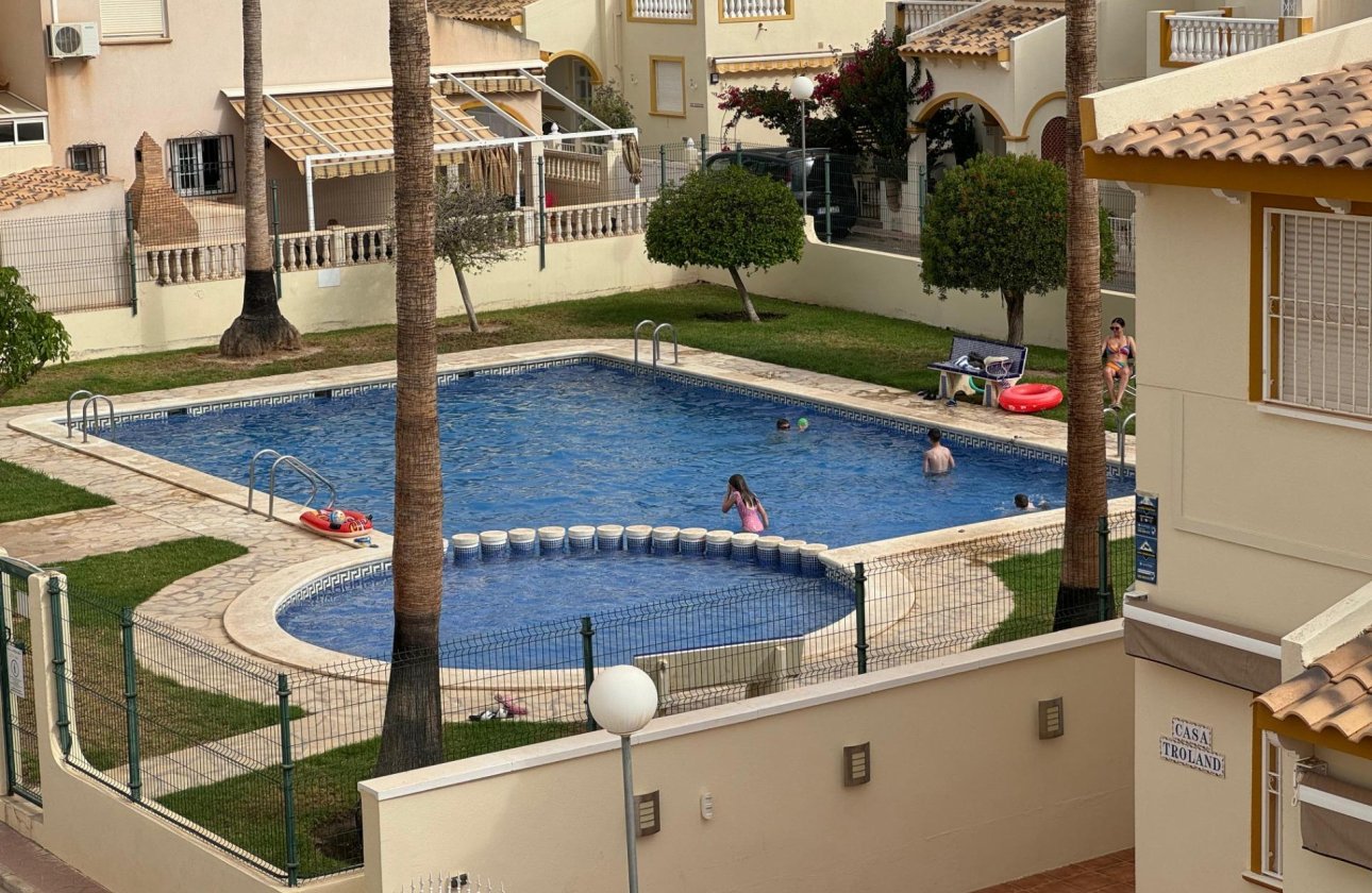 Revente - Villa -
Orihuela Costa - Los Dolses