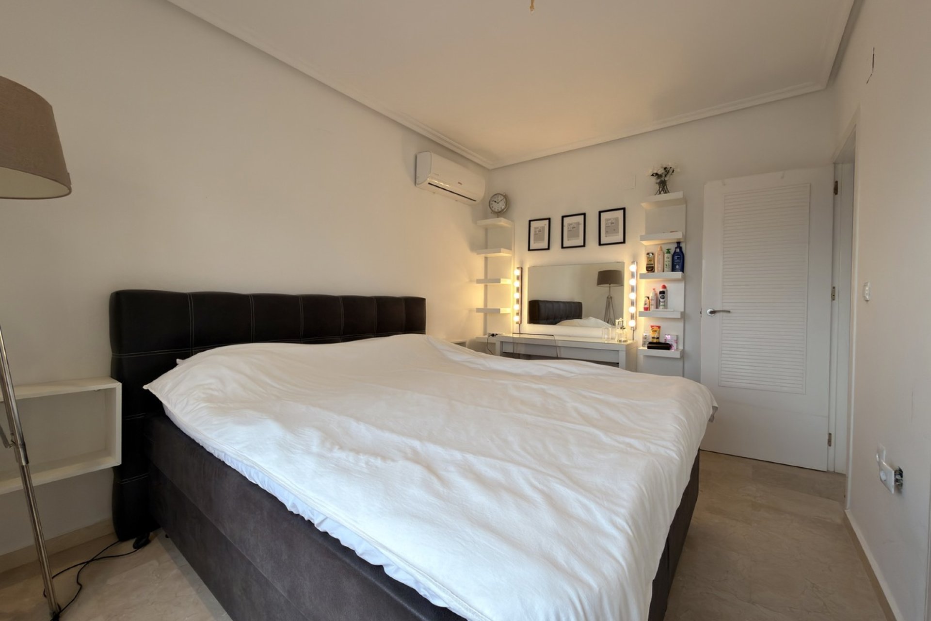 Revente - Villa -
Orihuela Costa - Los Doses