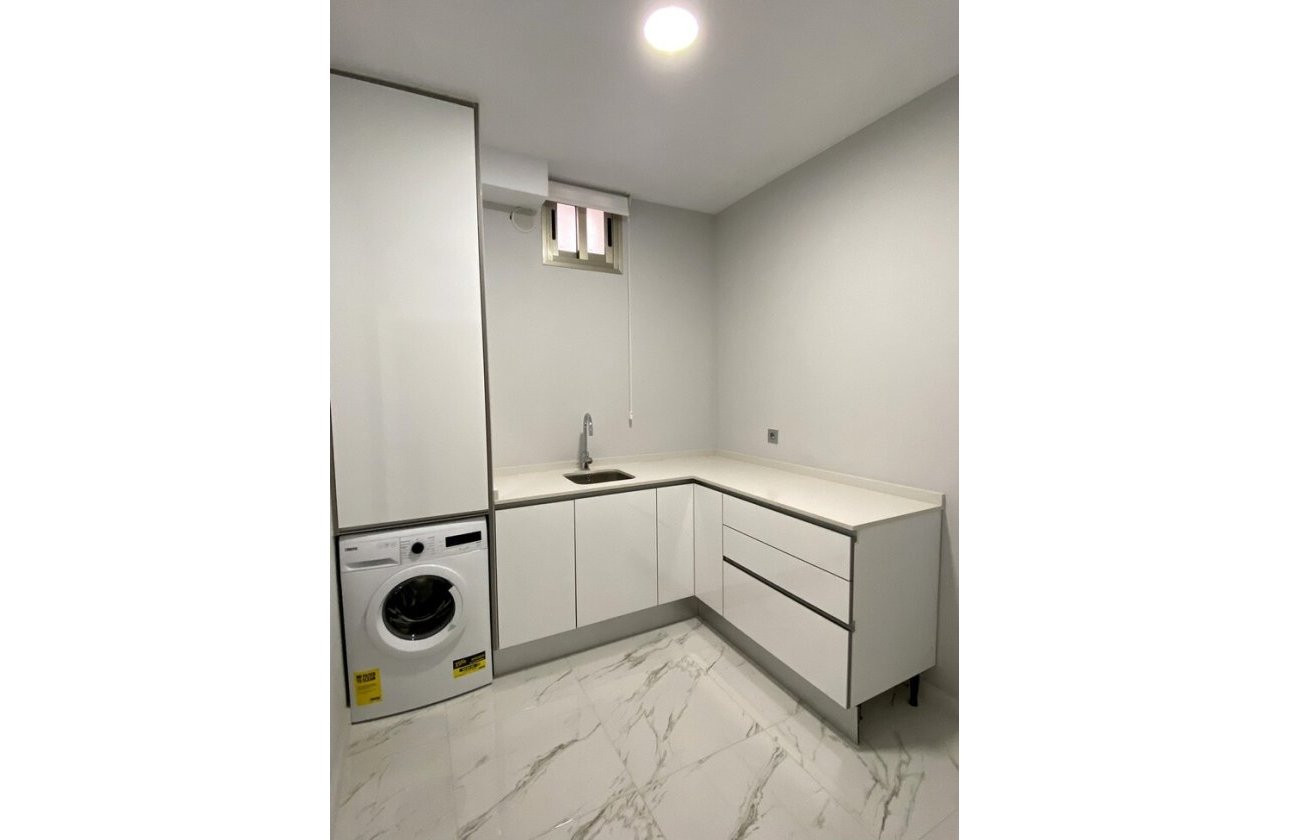 Revente - Villa -
Orihuela Costa - PAU 26