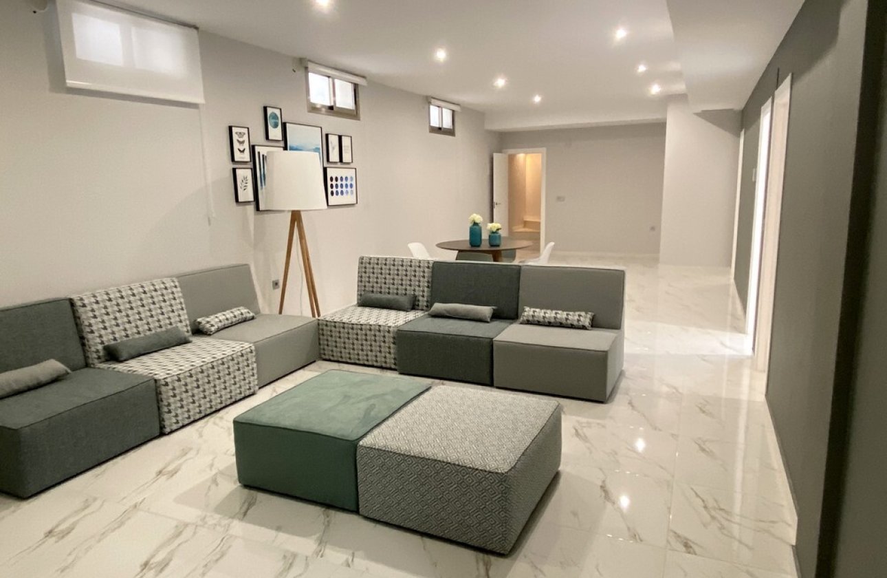 Revente - Villa -
Orihuela Costa - PAU 26