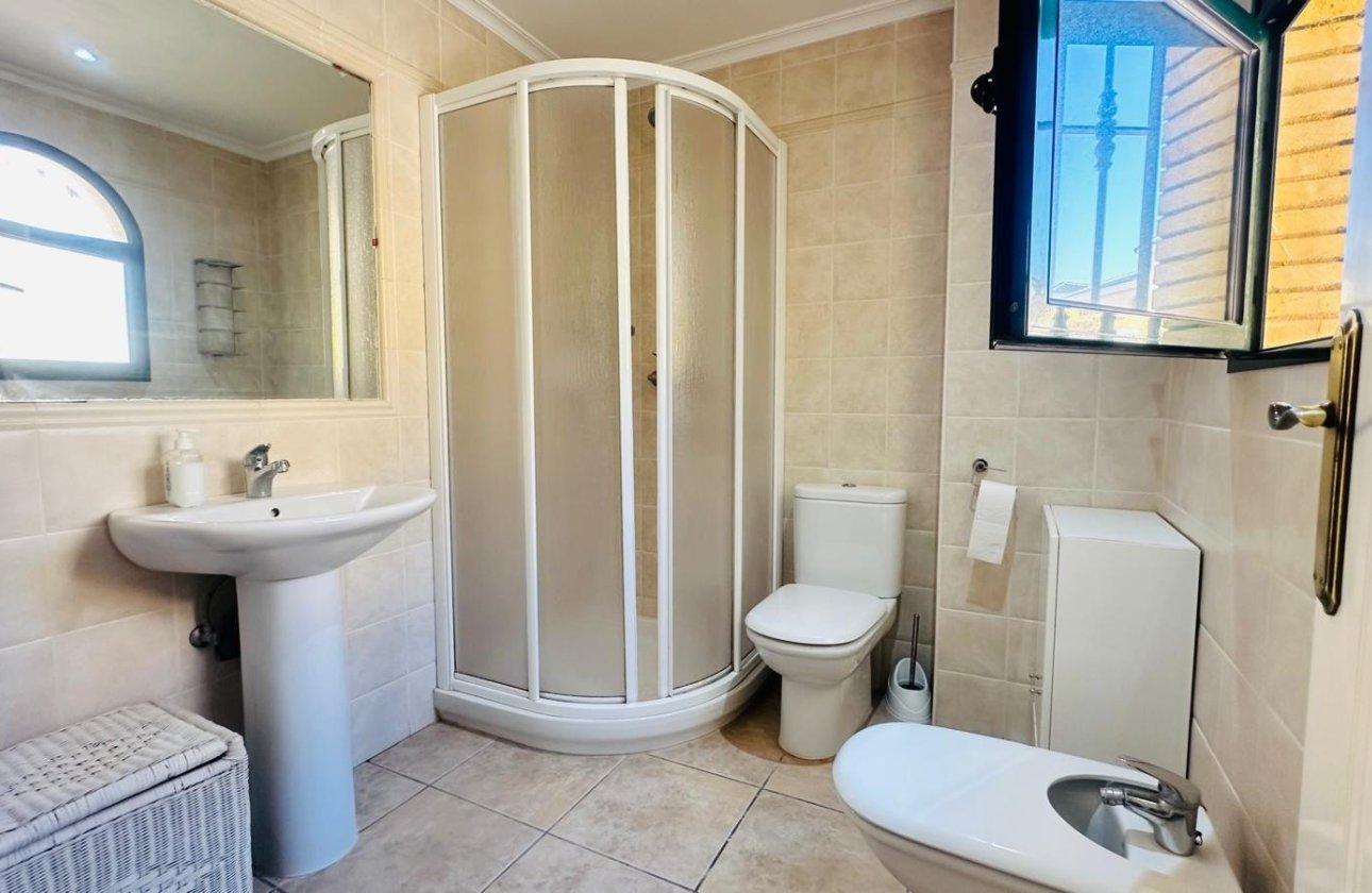 Revente - Villa -
Orihuela Costa - PAU 8