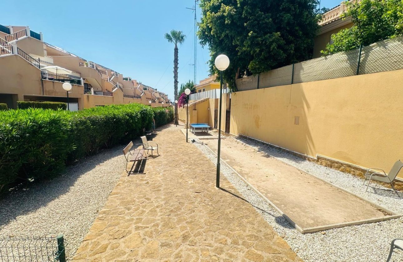 Revente - Villa -
Orihuela Costa - PAU 8