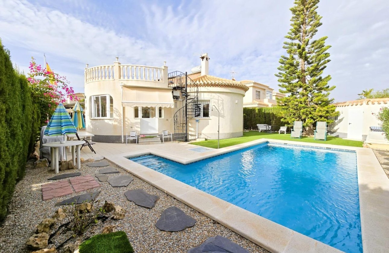 Revente - Villa -
Orihuela Costa - Playa Flamenca