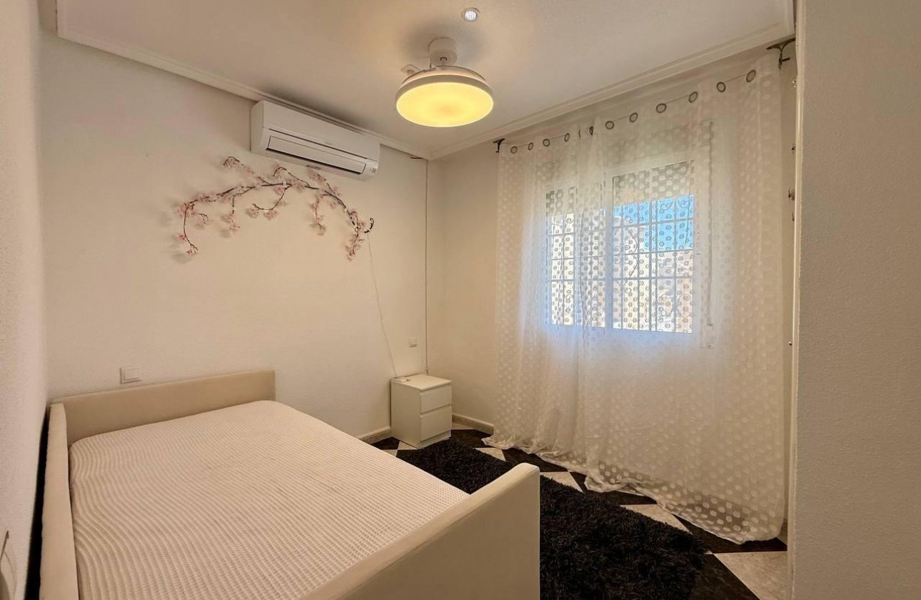 Revente - Villa -
Orihuela Costa - Playa Flamenca