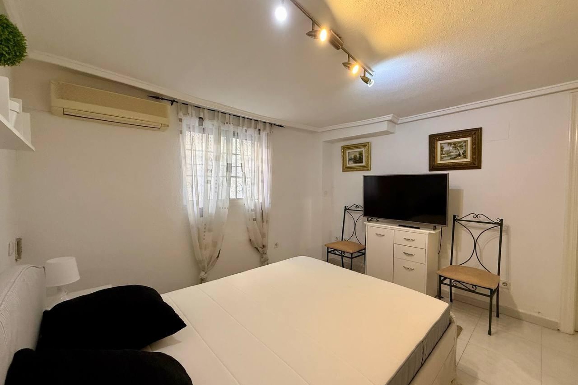 Revente - Villa -
Orihuela Costa - Playa Flamenca