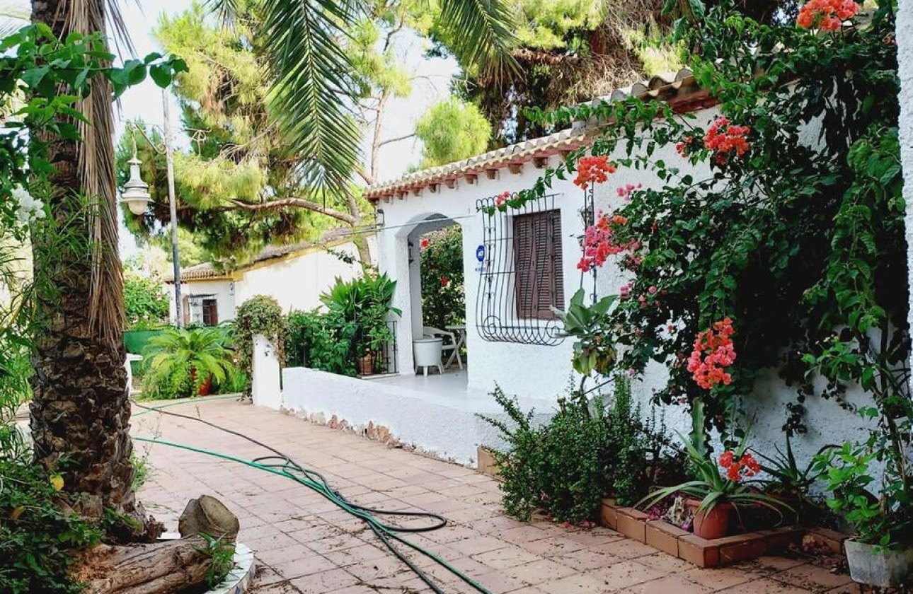 Revente - Villa -
Orihuela Costa - Punta Prima