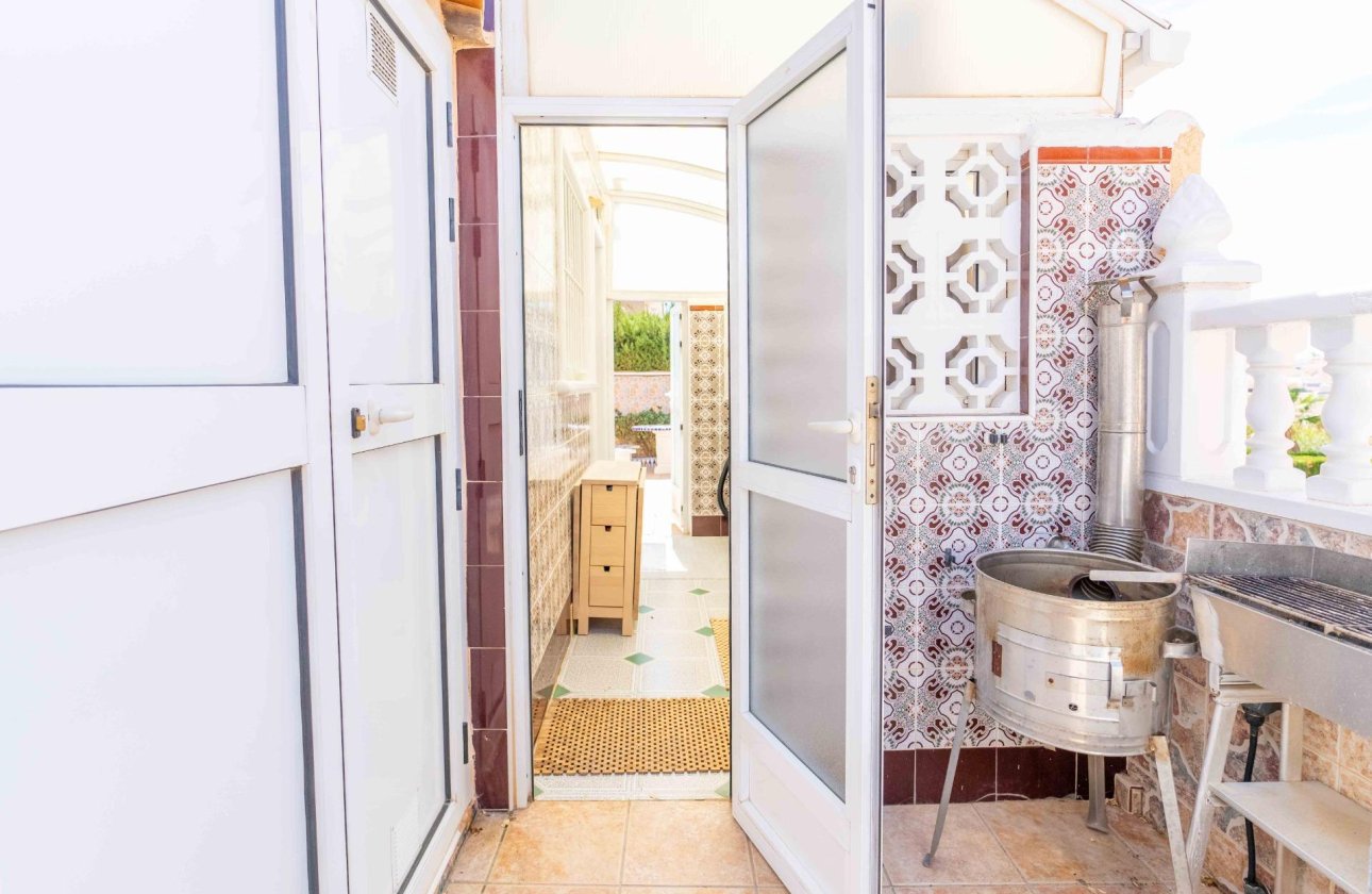 Revente - Villa -
Orihuela Costa - Punta Prima