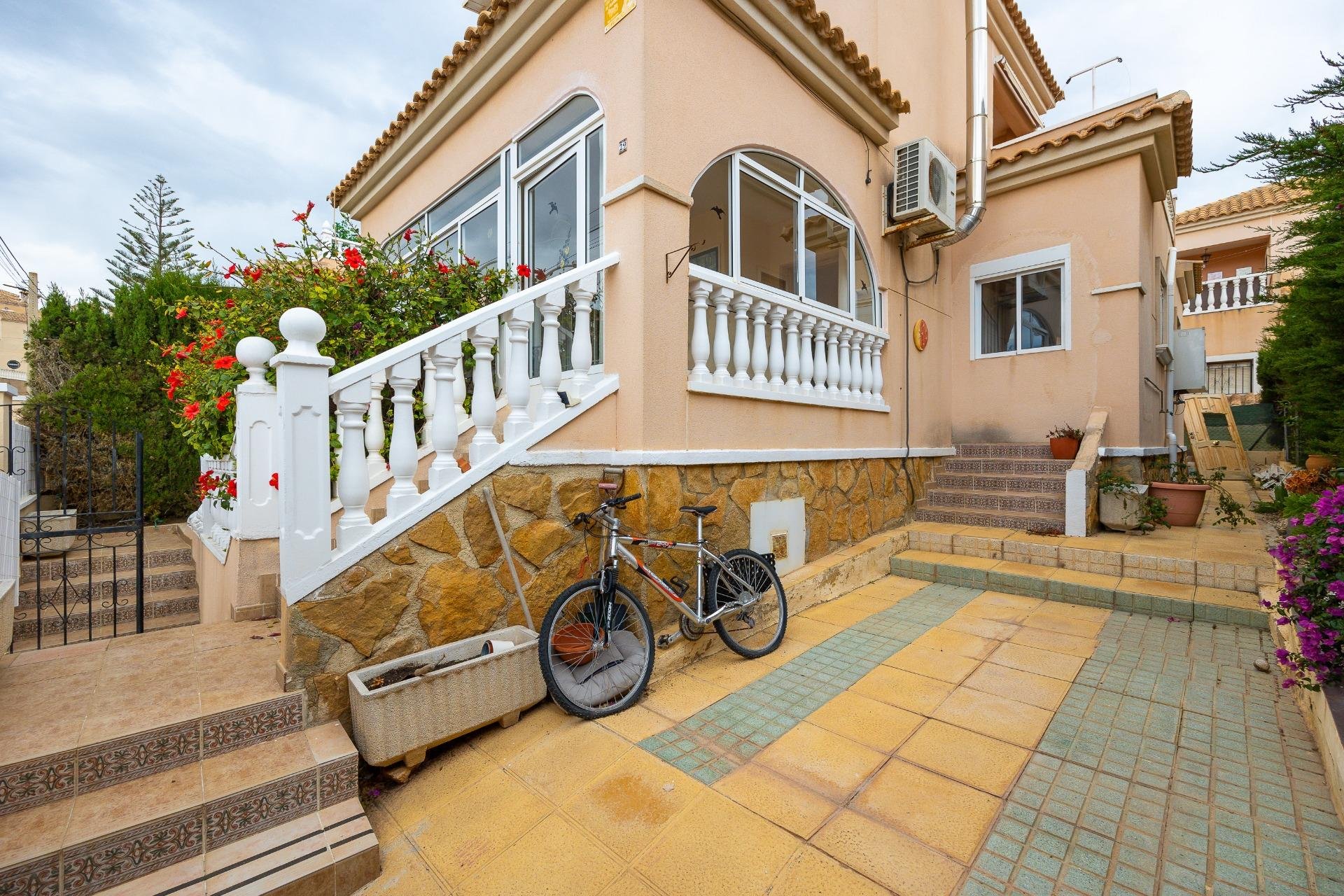 Revente - Villa -
Orihuela Costa - Villamartín-las Filipinas