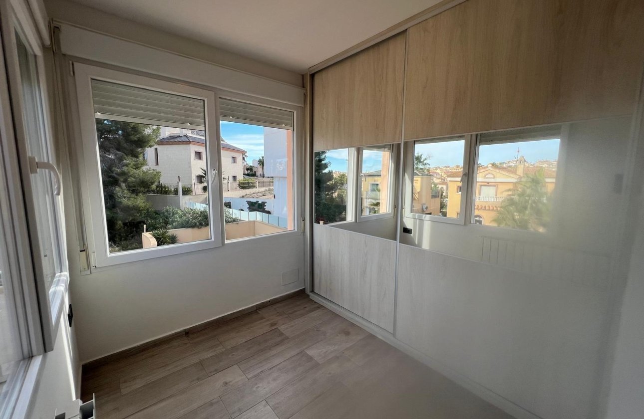 Revente - Villa -
Orihuela Costa - Villamartín-las Filipinas