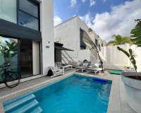 Revente - Villa -
Orihuela Costa - Villamartín-las Filipinas