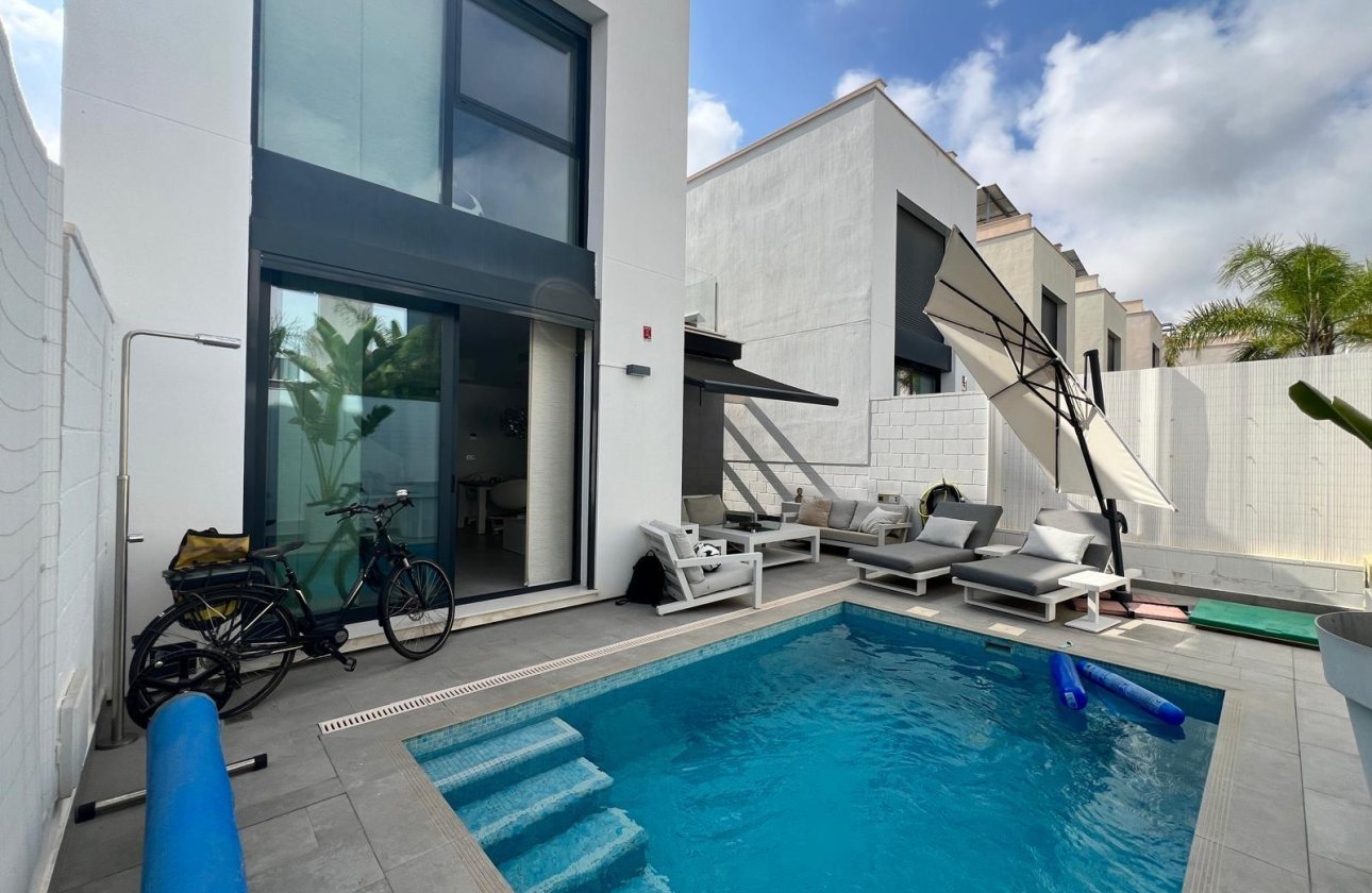 Revente - Villa -
Orihuela Costa - Villamartín-las Filipinas