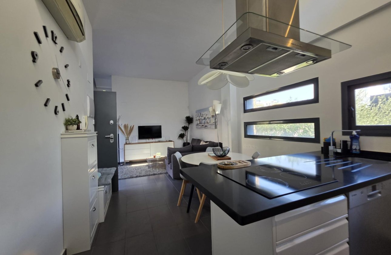 Revente - Villa -
Orihuela Costa - Villamartín