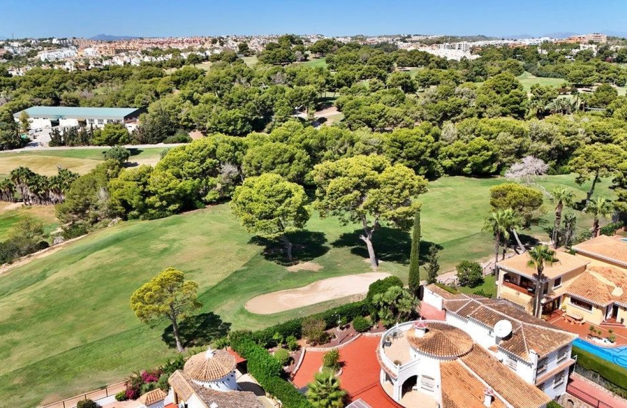 Revente - Villa -
Orihuela Costa - Villamartín