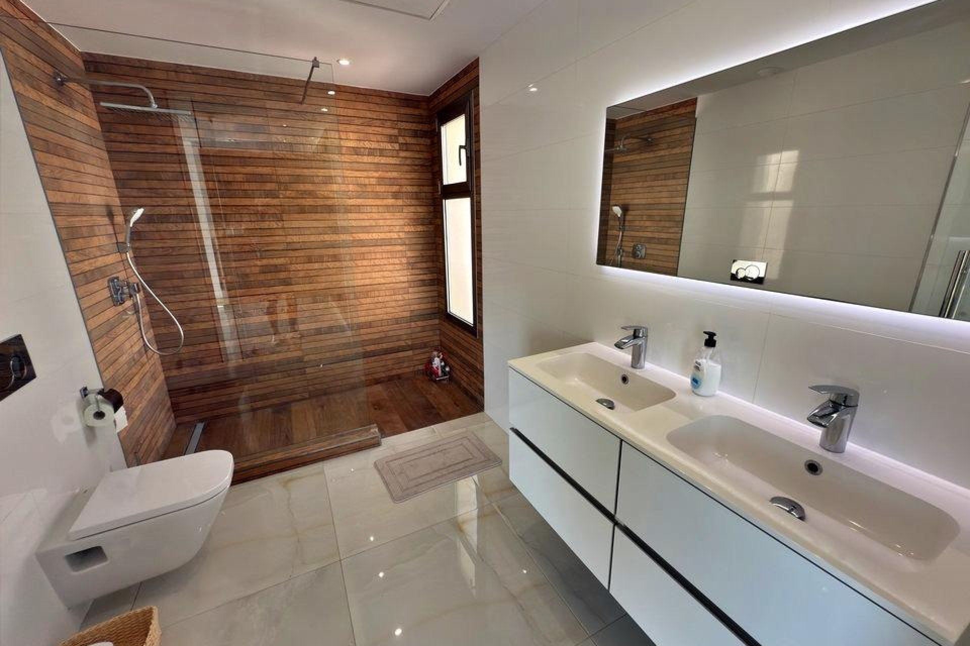 Revente - Villa -
Orihuela Costa - Villamartín