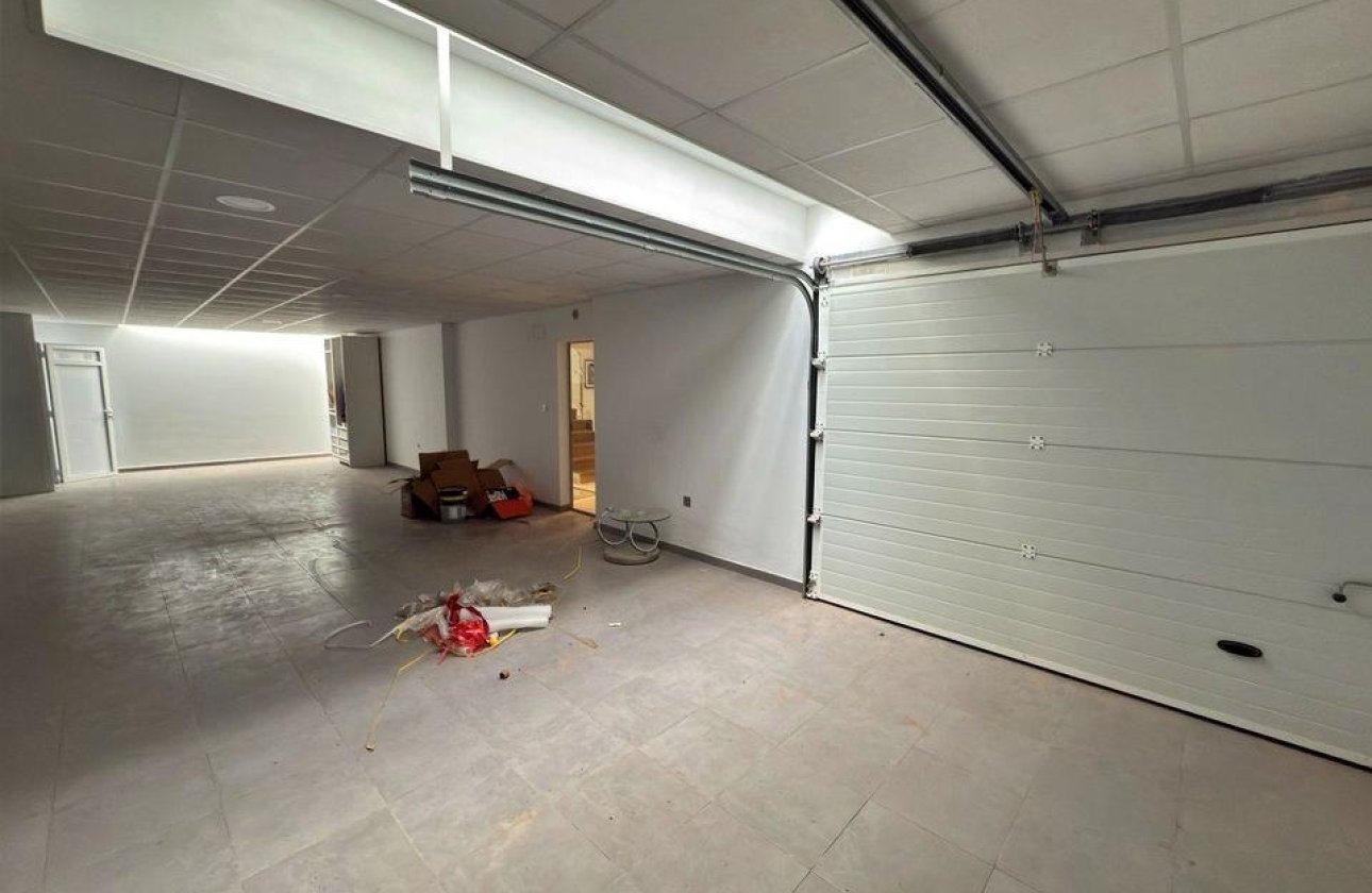 Revente - Villa -
Orihuela Costa - Villamartín