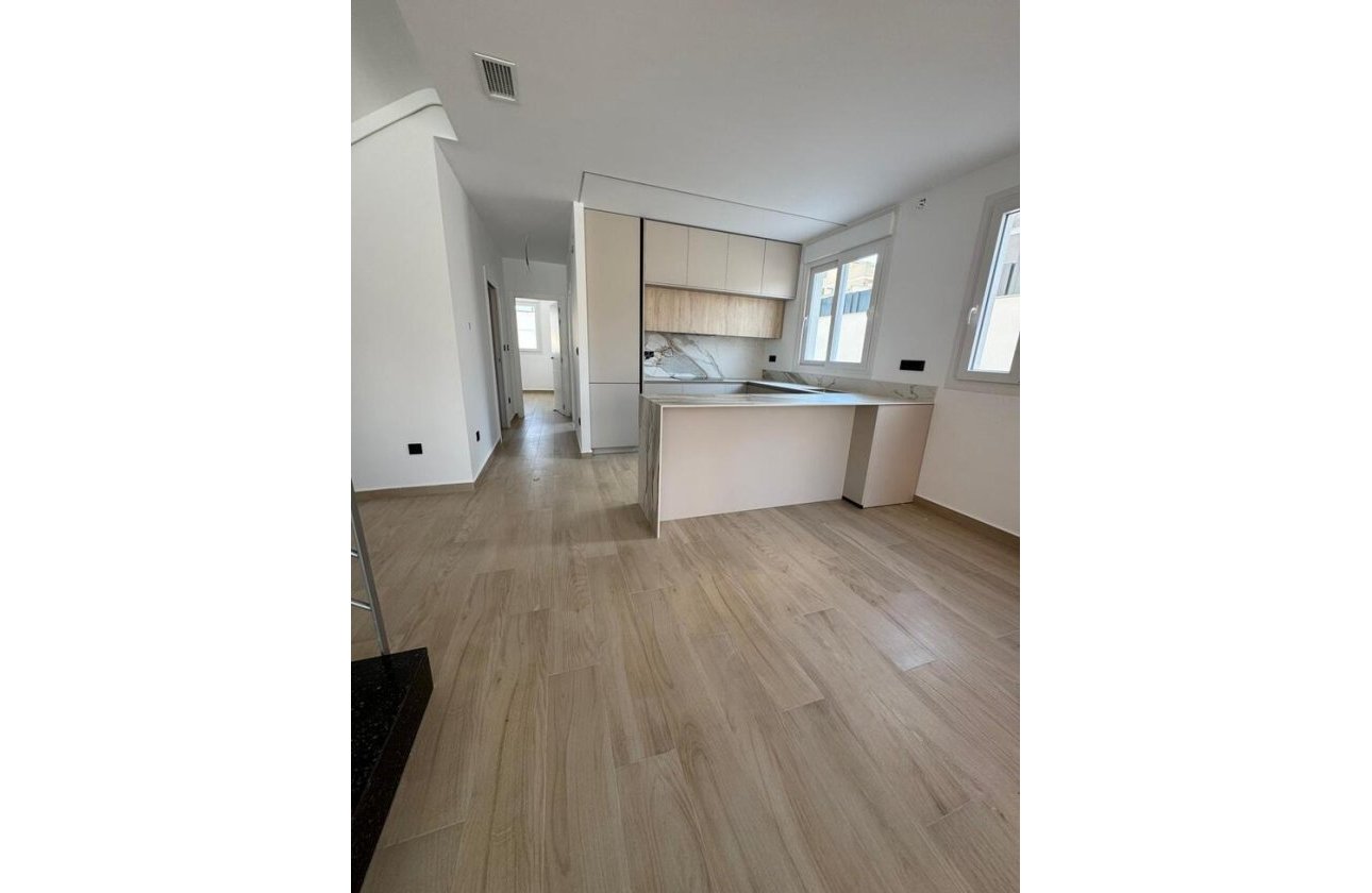 Revente - Villa Penthouse -
Torrevieja - Aguas Nuevas