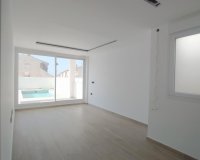 Revente - Villa Penthouse -
Torrevieja - Aguas Nuevas
