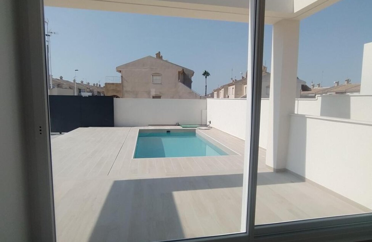 Revente - Villa Penthouse -
Torrevieja - Aguas Nuevas