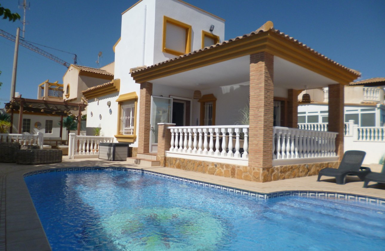Revente - Villa -
Pilar de la Horadada - Costa Blanca