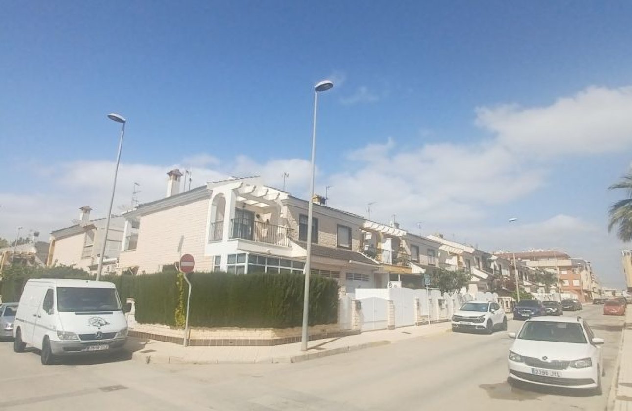 Revente - Villa -
Pilar de la Horadada - Costa Blanca