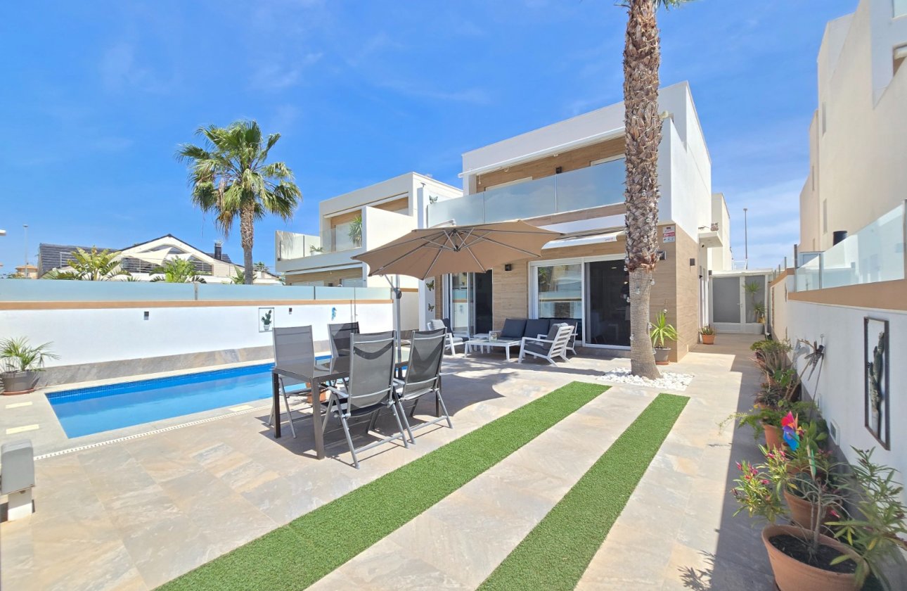 Revente - Villa -
Pilar de la Horadada - Costa Blanca