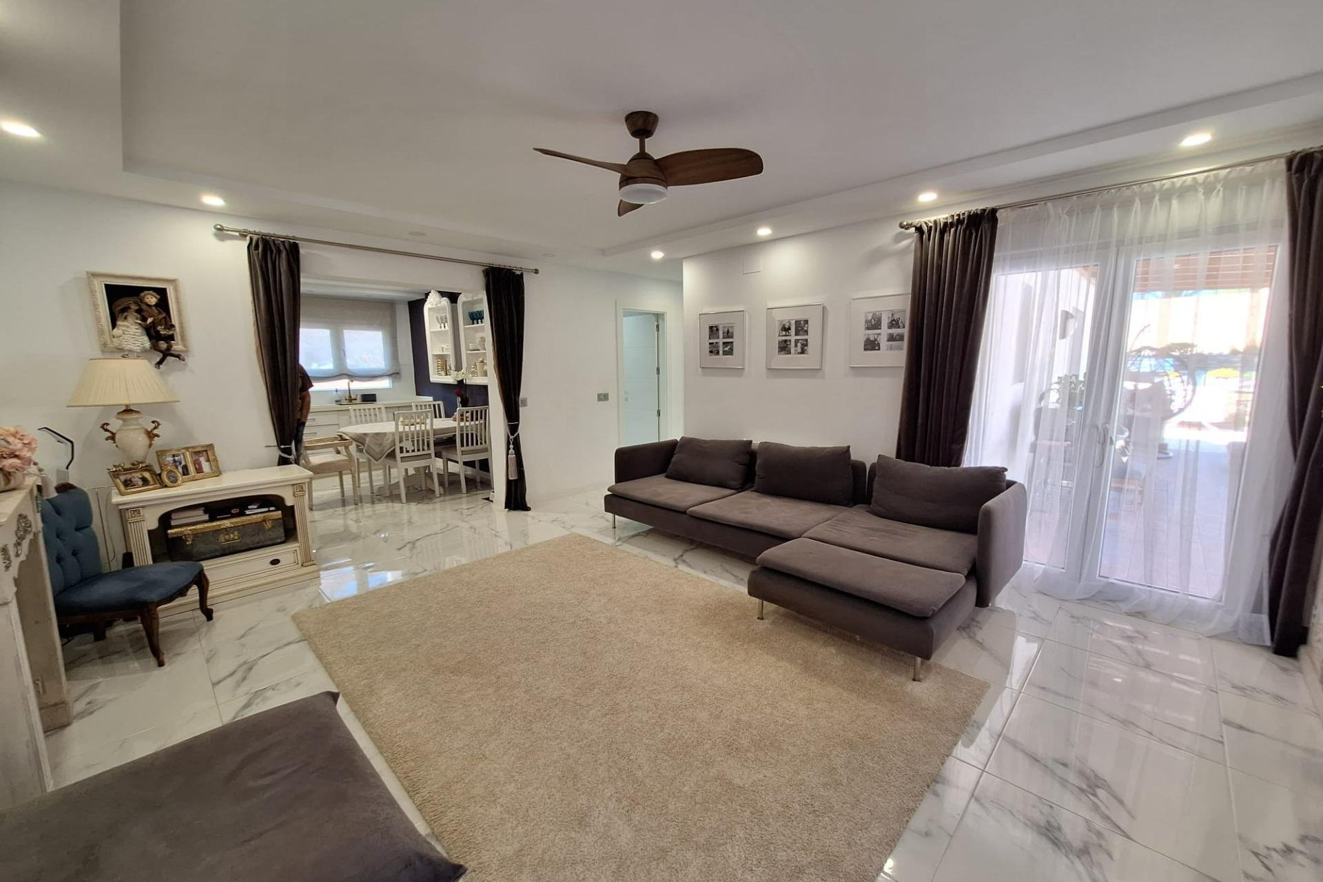 Revente - Villa -
Pilar de la Horadada - Pinar de Campoverde