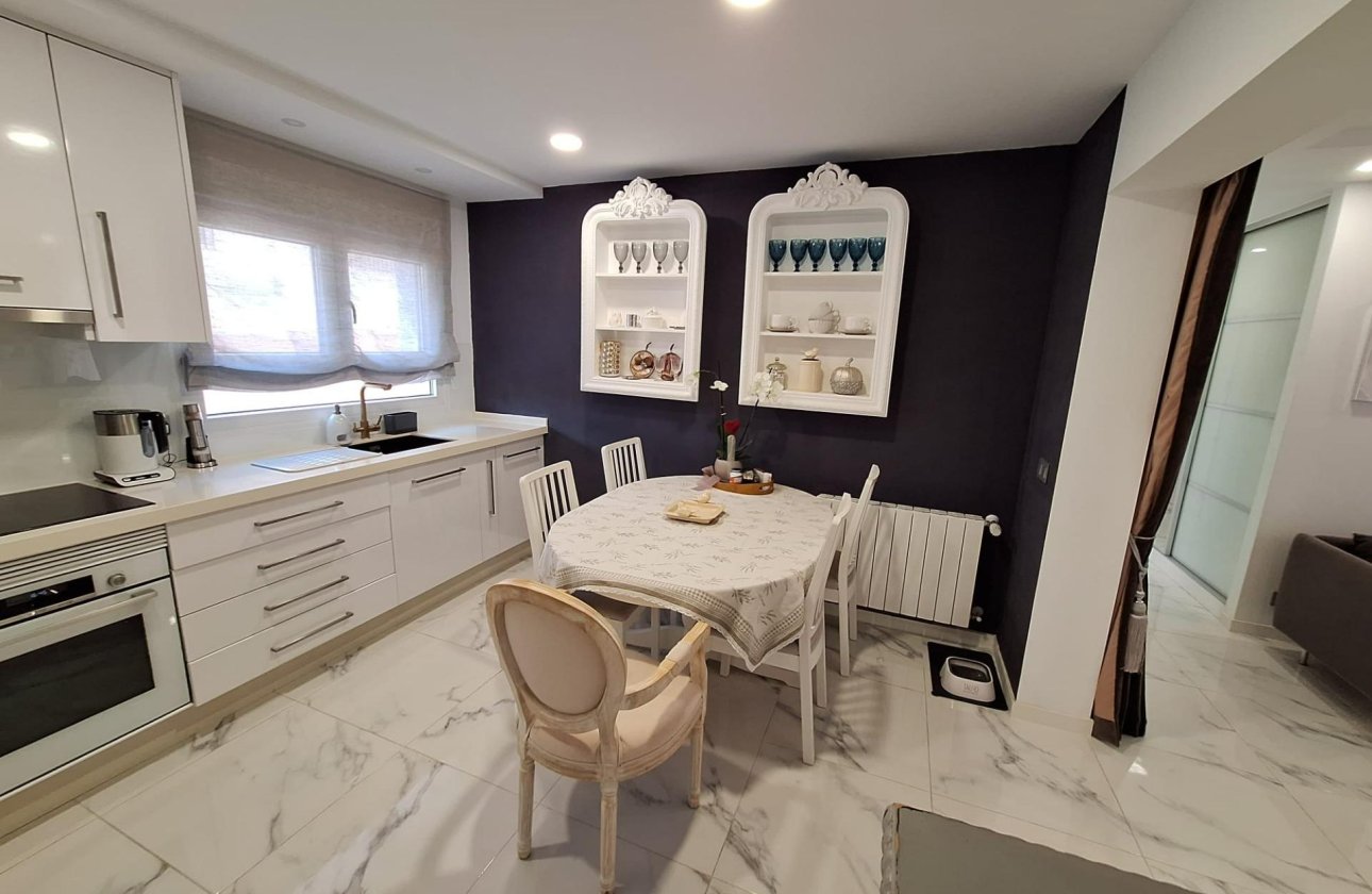 Revente - Villa -
Pilar de la Horadada - Pinar de Campoverde