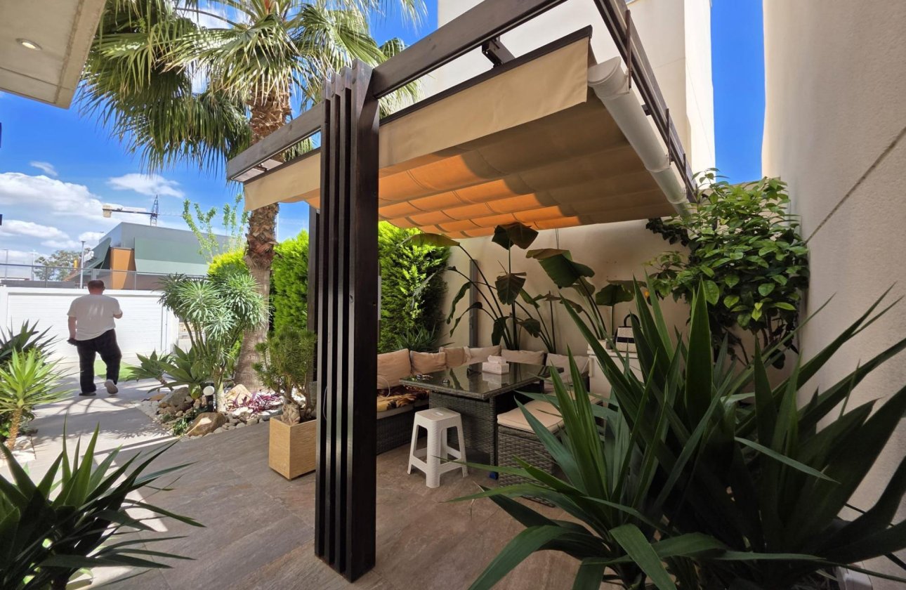 Revente - Villa -
Pilar de la Horadada - Zona Pueblo