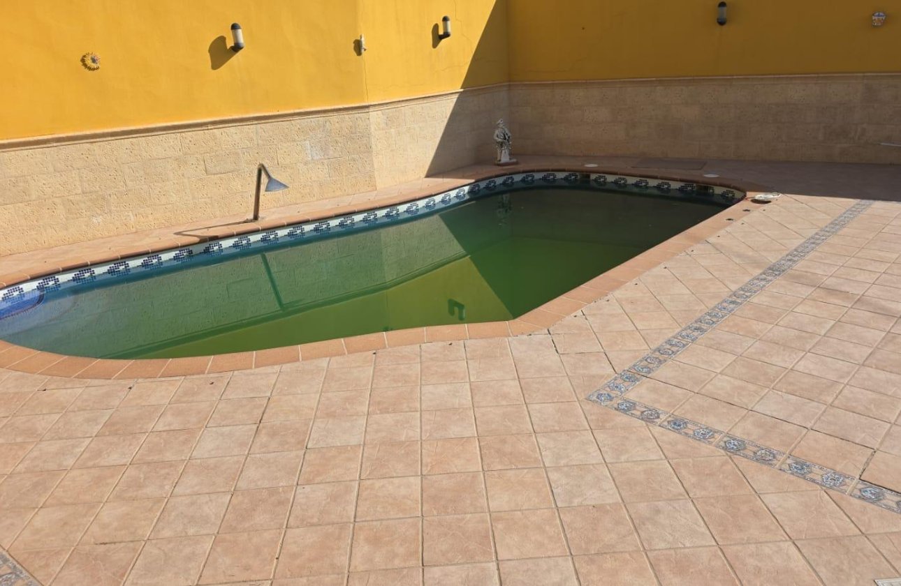 Revente - Villa -
Pilar de la Horadada