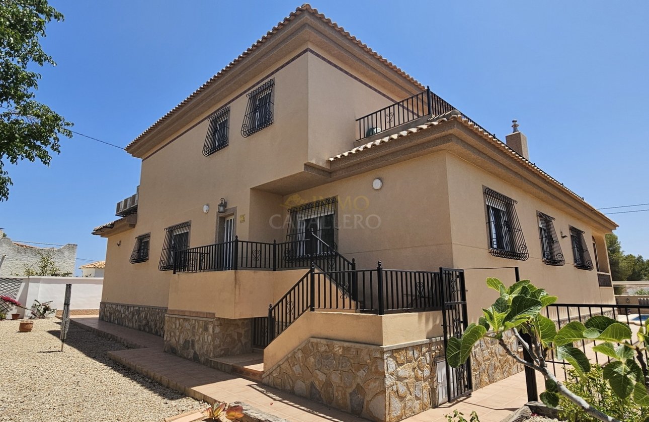 Revente - Villa -
Pinar de Campoverde - Inland