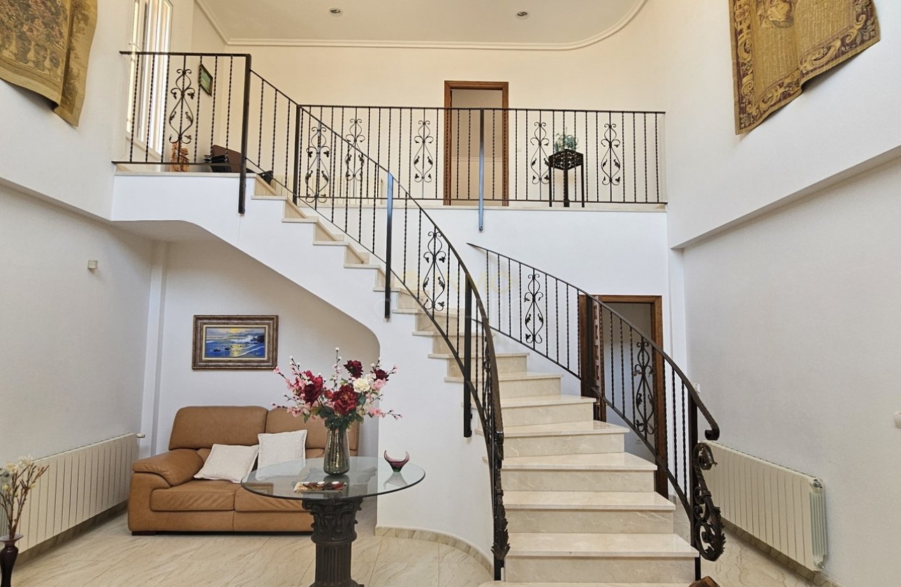 Revente - Villa -
Pinar de Campoverde - Inland