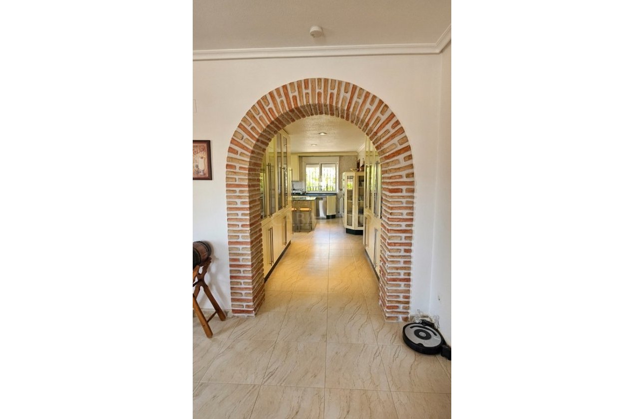 Revente - Villa -
Pinar de Campoverde - Inland