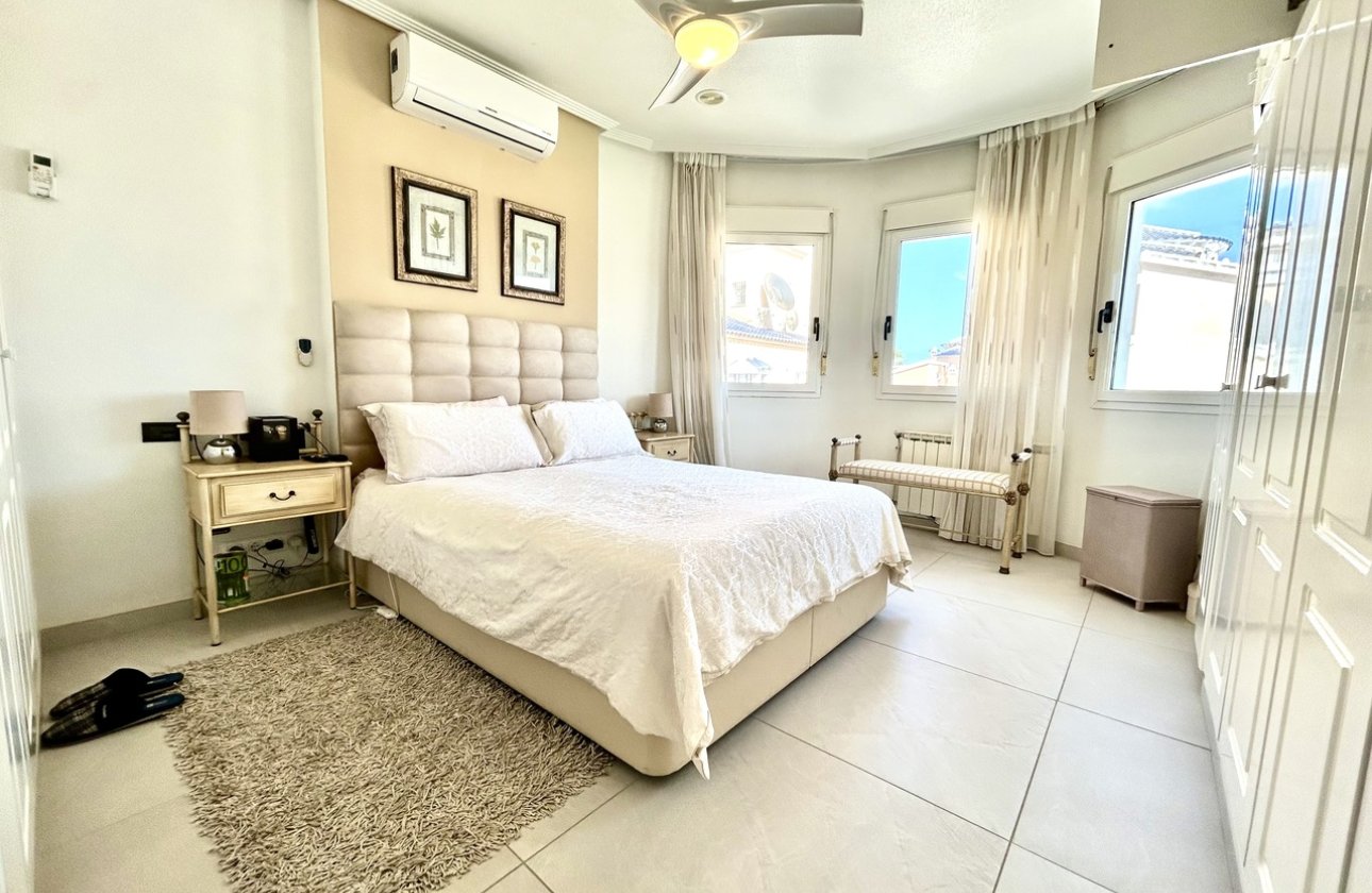 Revente - Villa -
Pinar de Campoverde - Inland