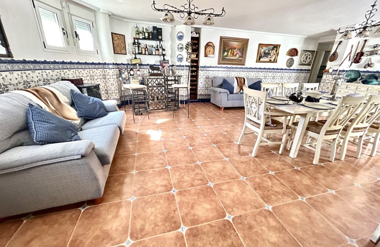 Revente - Villa -
Pinar de Campoverde - Inland